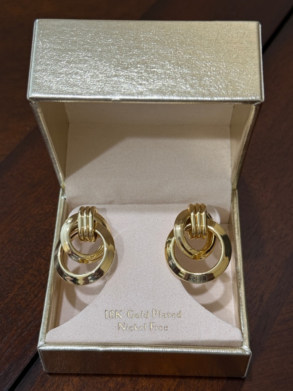 18k GOLD PLATED PIERCED EARRINGS NICKEL FREE NEW IN BOX GIFT BIRTHDAY WOMEN’S